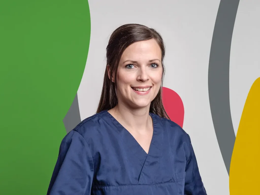 Angelina Dielacher Medizinische Fachangestellte mit onkologischer Weiterbildung. Seit 2022 unterstützt sie unser Team in Teilzeit.